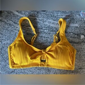 Xhilaration gold Yellow Ribbed faux knot front Bikini Top cup size B/C